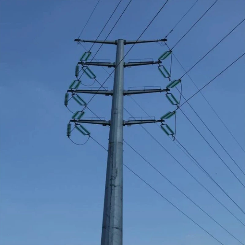 500kV priehradová oceľová veža pre elektrické vedenie